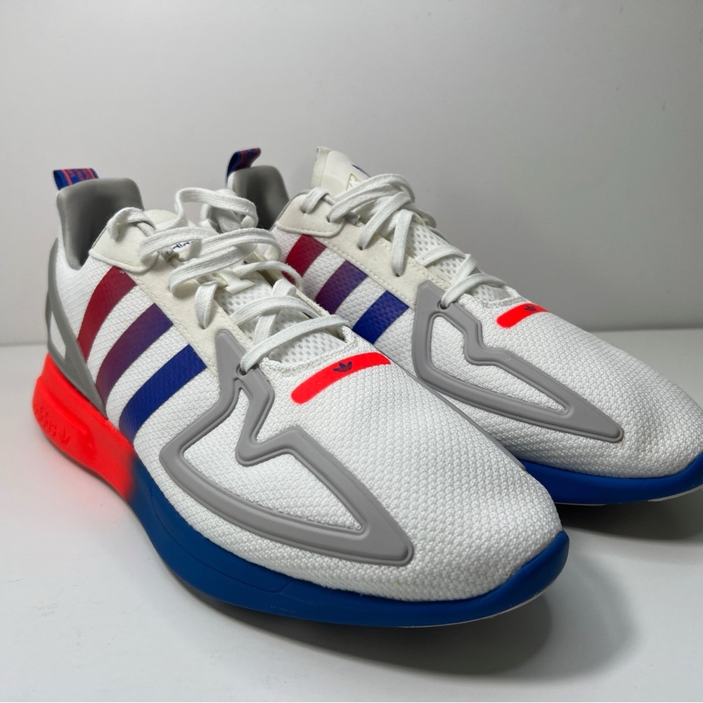 Adidas Originals Men's ZX 2K Flux Running Sneakers
(Make me an offer or bundle)